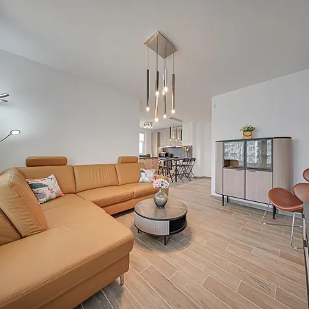 Noar - Free Parking - Metro Access *