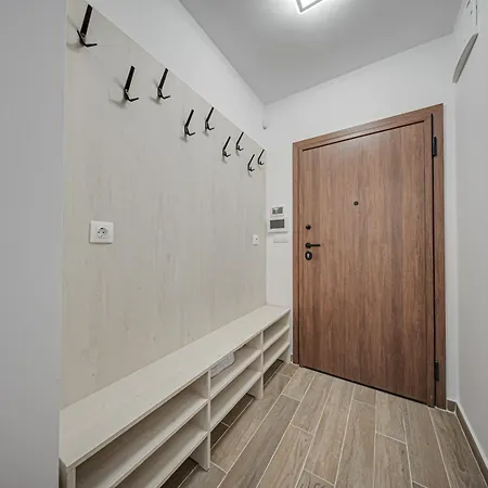 Noar - Free Parking - Metro Access *