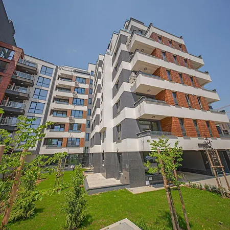 Noar - Free Parking - Metro Access