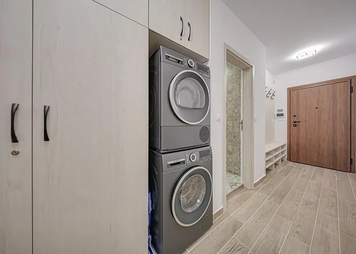 Noar - Free Parking - Metro Access Daire *