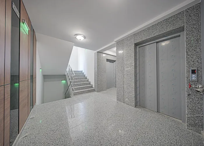 Noar - Free Parking - Metro Access *