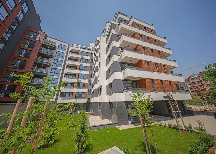 Noar - Free Parking - Metro Access